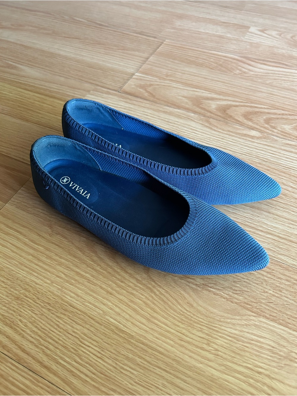 Vivaia Denim Blue Knit Aria Pointed Toe Flats Women’s 39/8.5-9